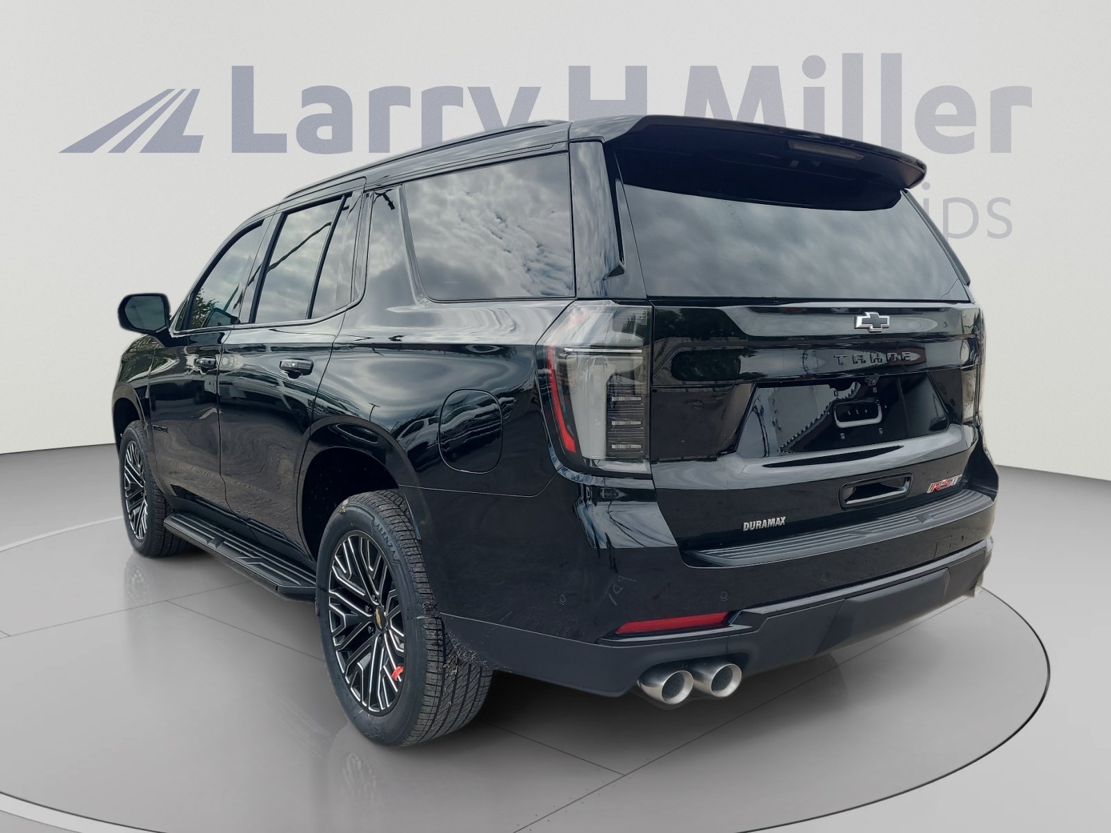New 2026 Chevrolet Tahoe RST w/ Comfort Package AWD/4WD image 3