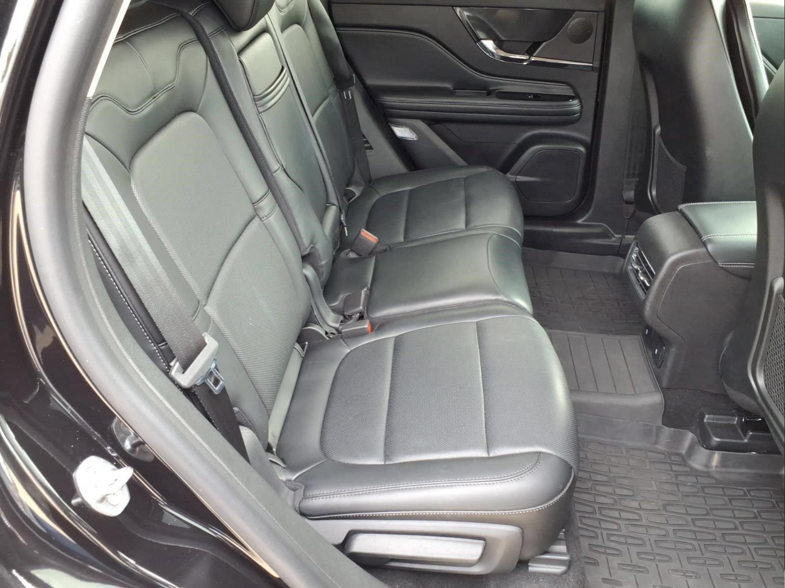 Used 2025 Lincoln Corsair Reserve AWD/4WD image 16