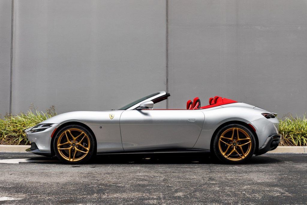 Used 2024 Ferrari Roma Spider image 2
