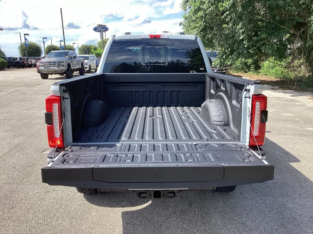 New 2026 Ford F350 Lariat w/ Tremor Off-Road Package AWD/4WD image 11