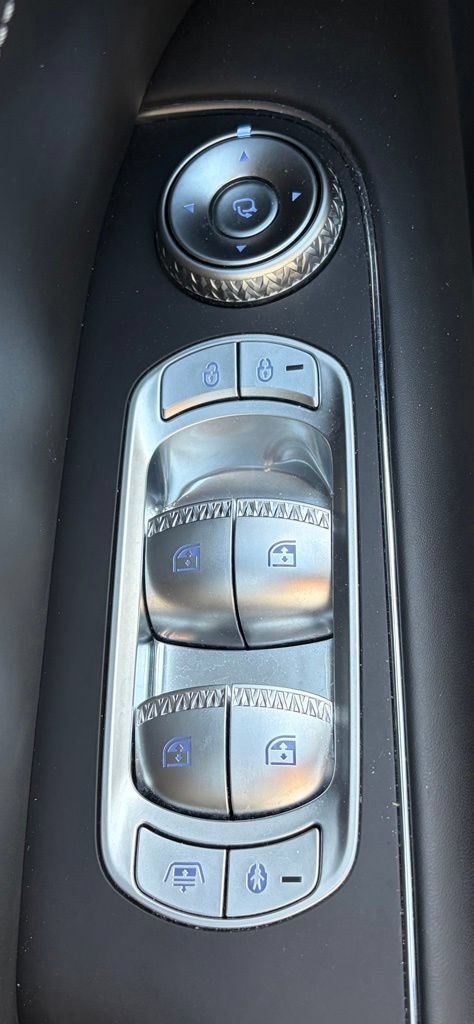 Certified 2024 Genesis G90 3.5T AWD/4WD image 17