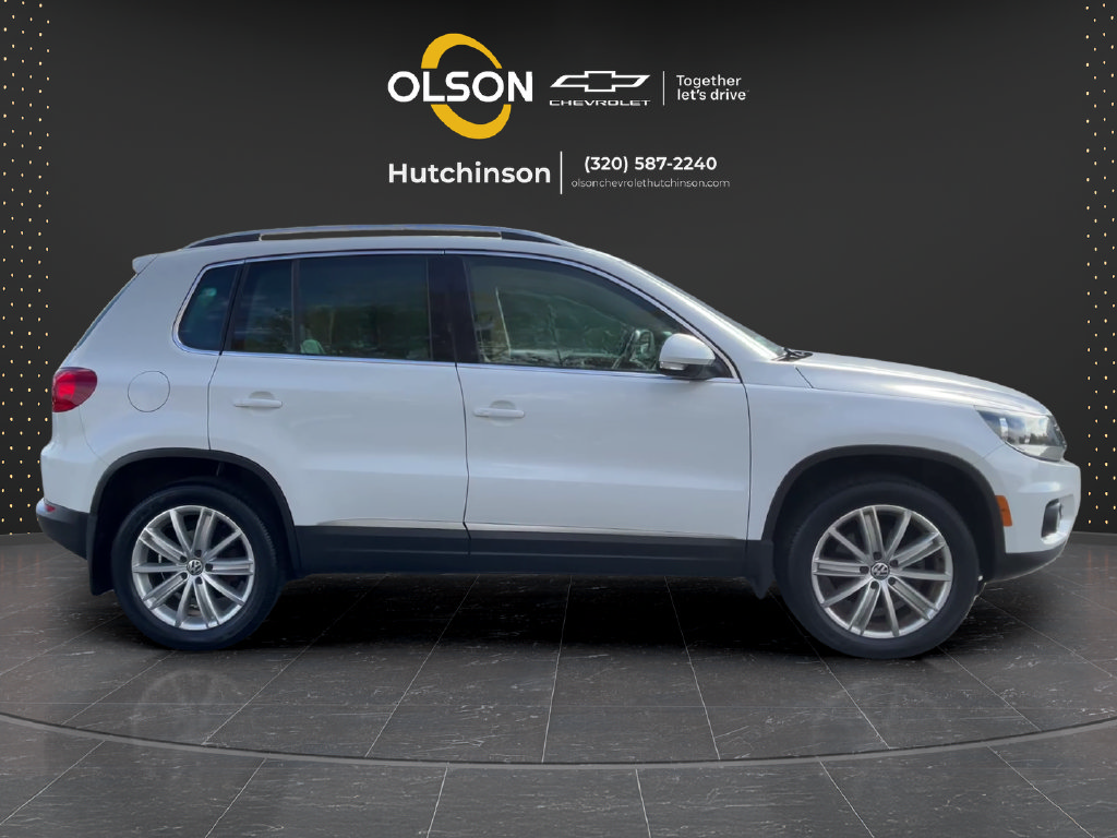 Used 2015 Volkswagen Tiguan SEL AWD/4WD image 6