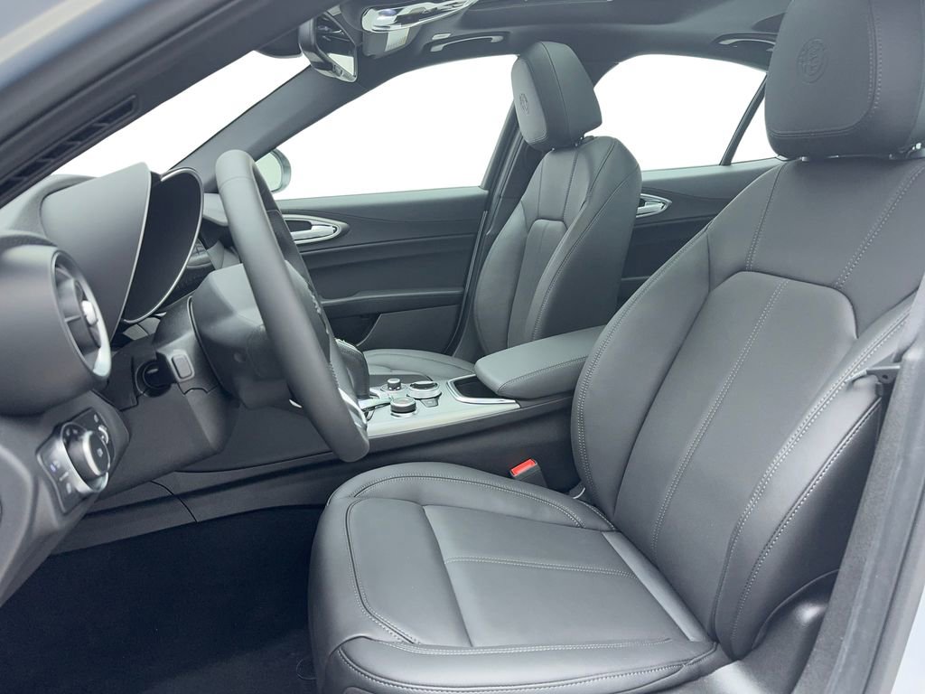 New 2026 Alfa Romeo Giulia w/ Driving Assist Package image 25
