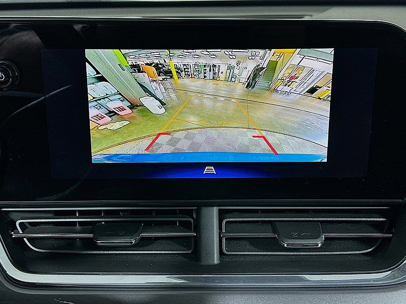 Used 2025 Chevrolet Trax ACTIV w/ Driver Confidence Package image 14