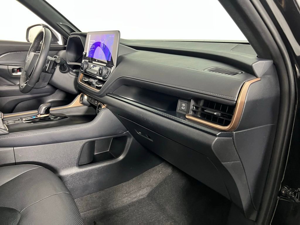 Used 2024 Toyota Grand Highlander AWD Hybrid image 32