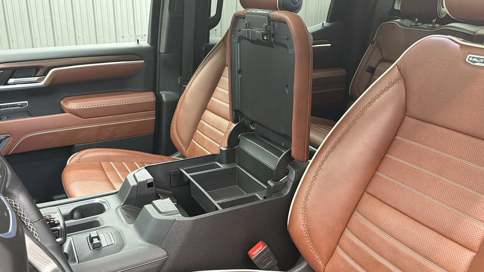 Used 2025 GMC Sierra 1500 Denali Ultimate AWD/4WD image 28