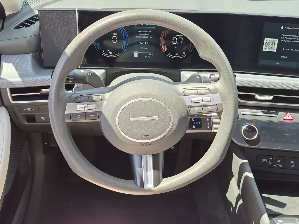 Used 2025 Hyundai Sonata SEL FWD image 23