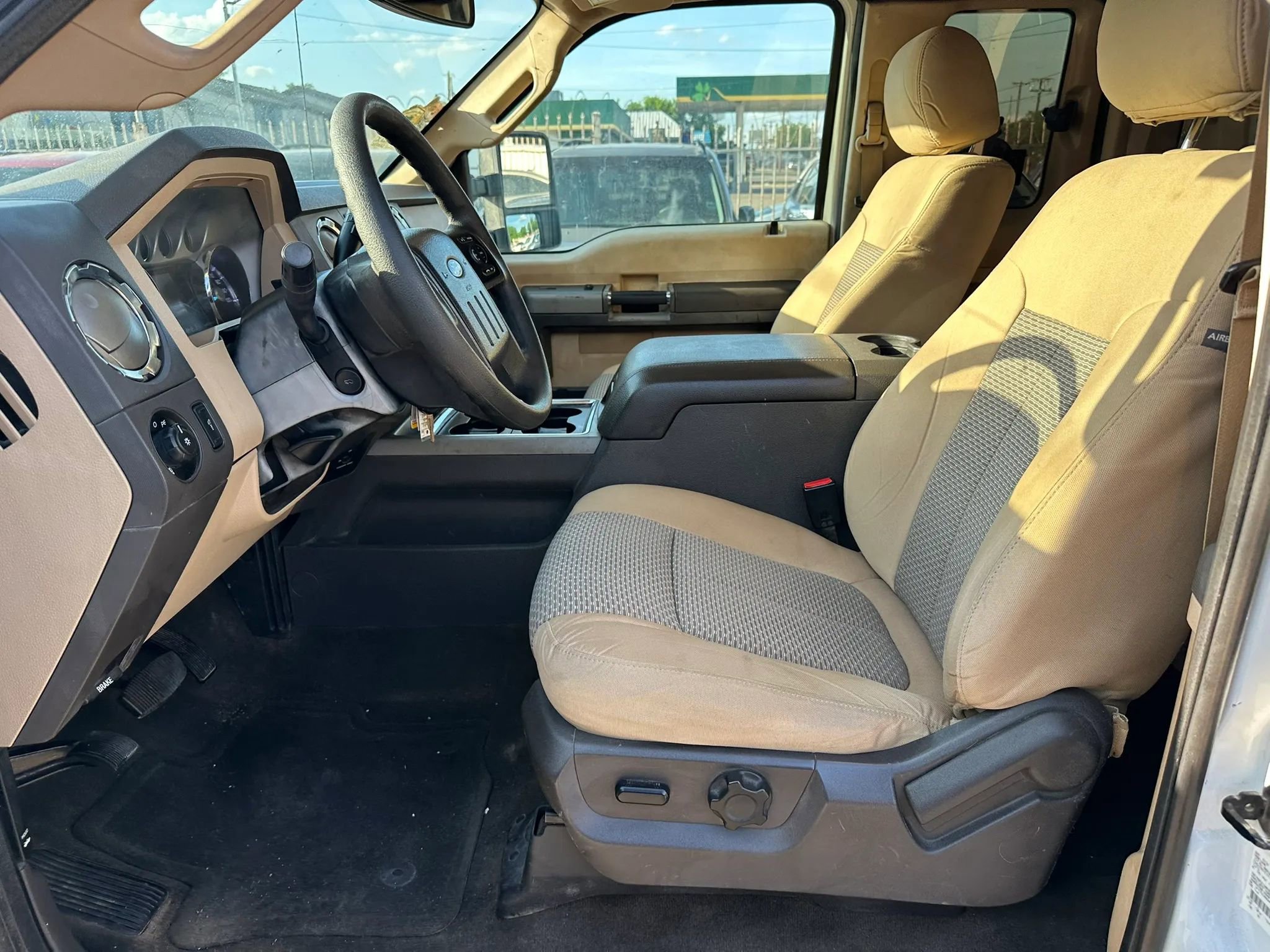 Used 2016 Ford F250 XLT w/ XLT Value Package AWD/4WD image 11