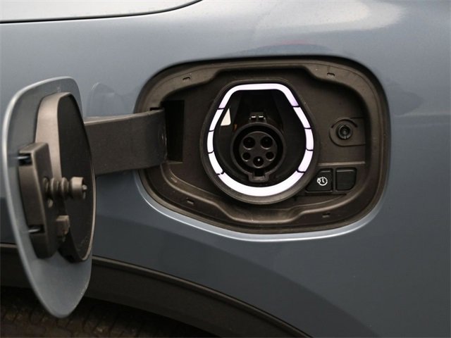 Used 2023 Ford Escape SE image 20