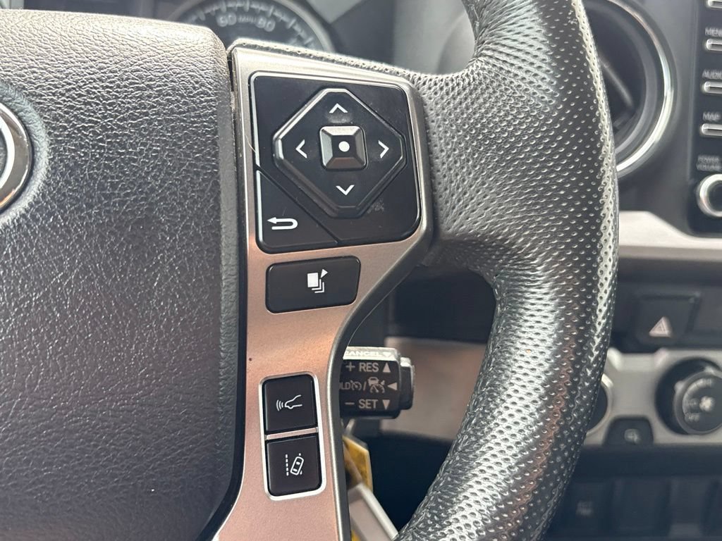 Used 2021 Toyota Tacoma SR5 w/ SR5 Appearance Package (SM) AWD/4WD image 20