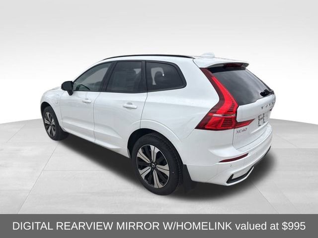 Used 2025 Volvo XC60 T8 Core w/ Climate Package image 4