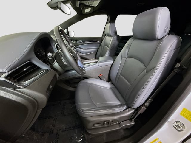 Used 2023 Buick Enclave Essence FWD image 19
