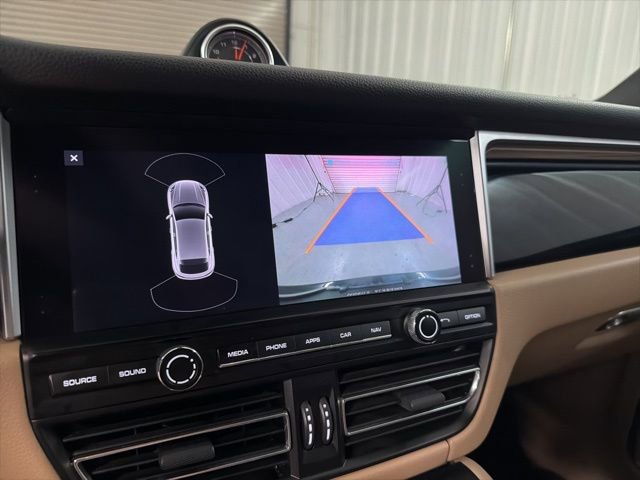 Used 2019 Porsche Macan AWD/4WD image 31