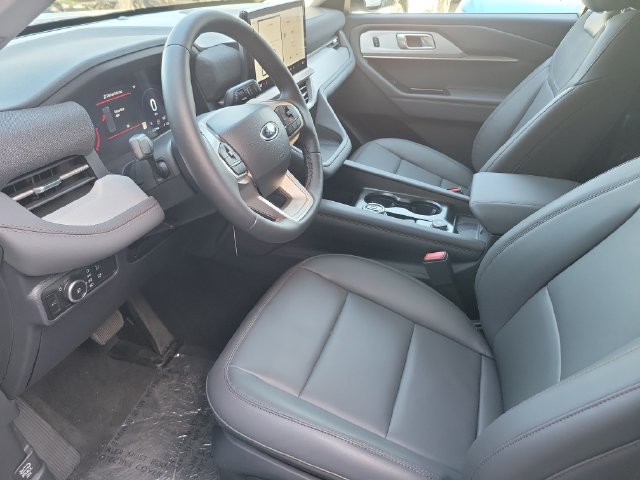 New 2026 Ford Explorer Active w/ Active Comfort Package RWD image 23