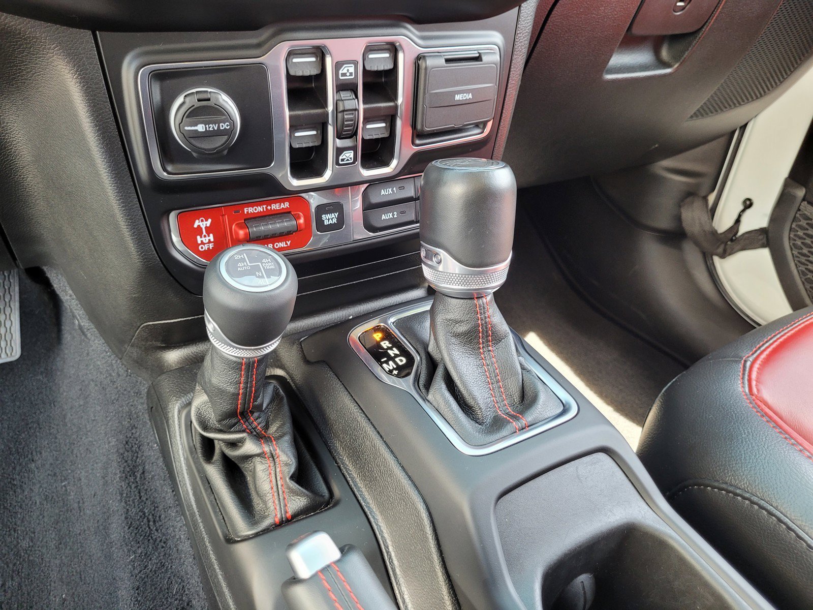 Used 2023 Jeep Wrangler Unlimited Rubicon 4xe AWD/4WD image 20