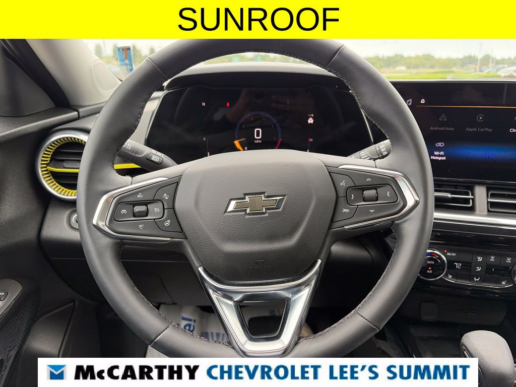 Used 2025 Chevrolet Trax ACTIV w/ Sunroof Package FWD image 20