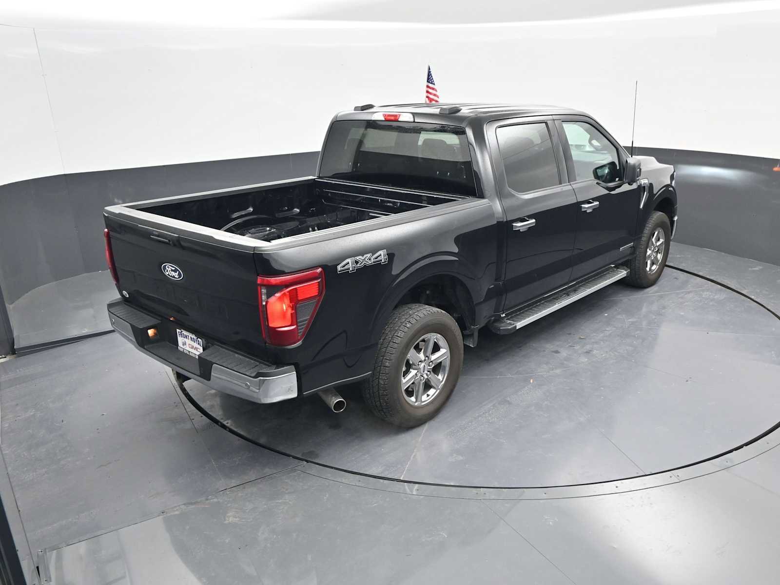 Used 2024 Ford F150 XLT w/ Mobile Office Package image 26