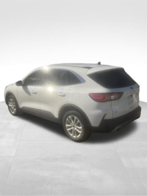 Used 2020 Ford Escape SE AWD/4WD image 7