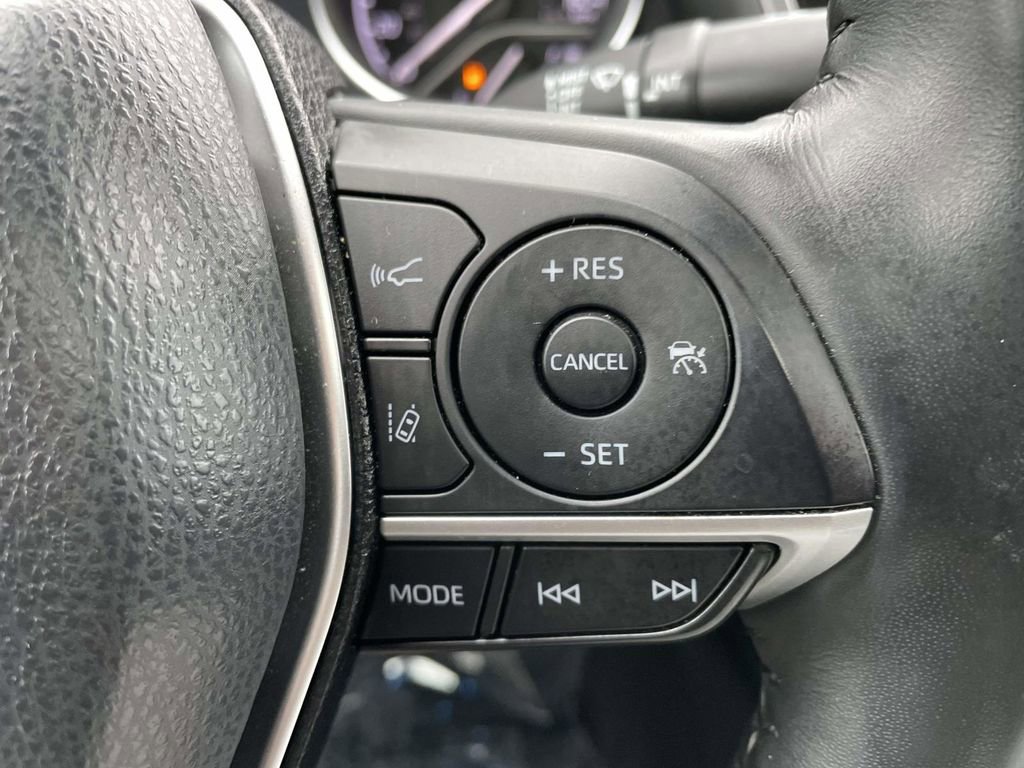 Used 2024 Toyota Camry XLE w/ Cold Weather Package image 33