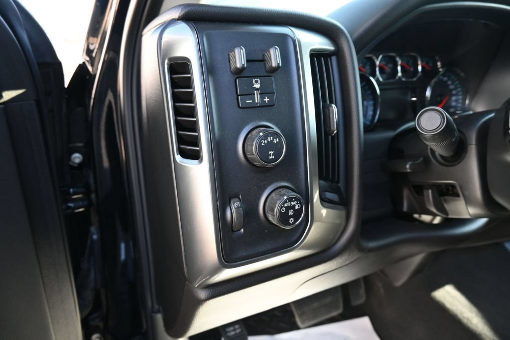 Used 2019 Chevrolet Silverado 2500 LT w/ All Star Edition AWD/4WD image 37