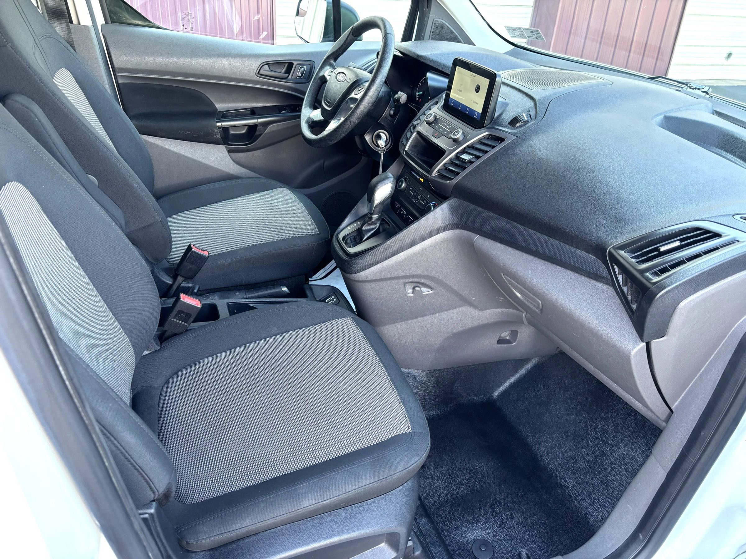 Used 2022 Ford Transit Connect XL image 10