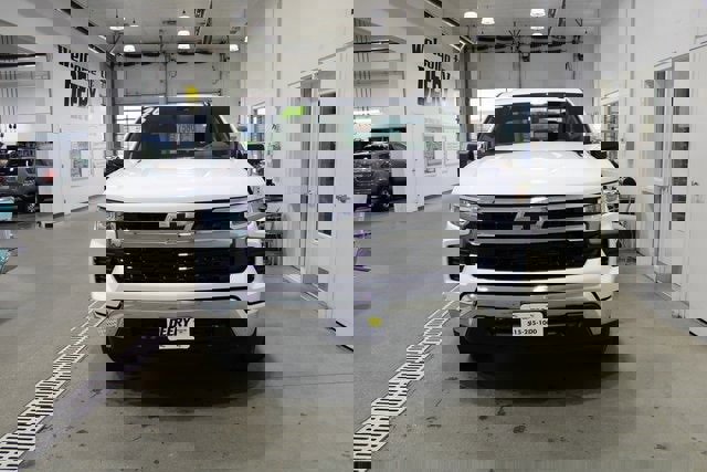 New 2026 Chevrolet Silverado 1500 LT w/ LPO, Dark Essentials Package image 31