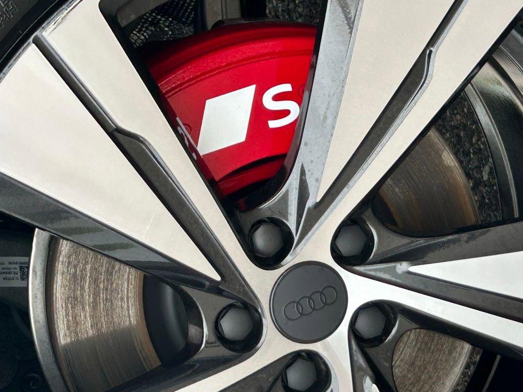 New 2026 Audi SQ5 Premium Plus AWD/4WD image 40