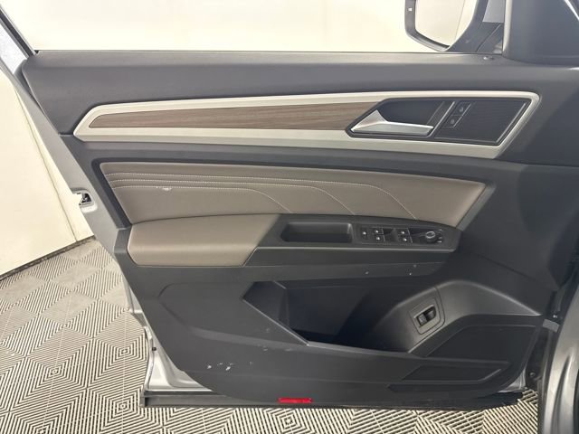 Used 2023 Volkswagen Atlas SEL image 22