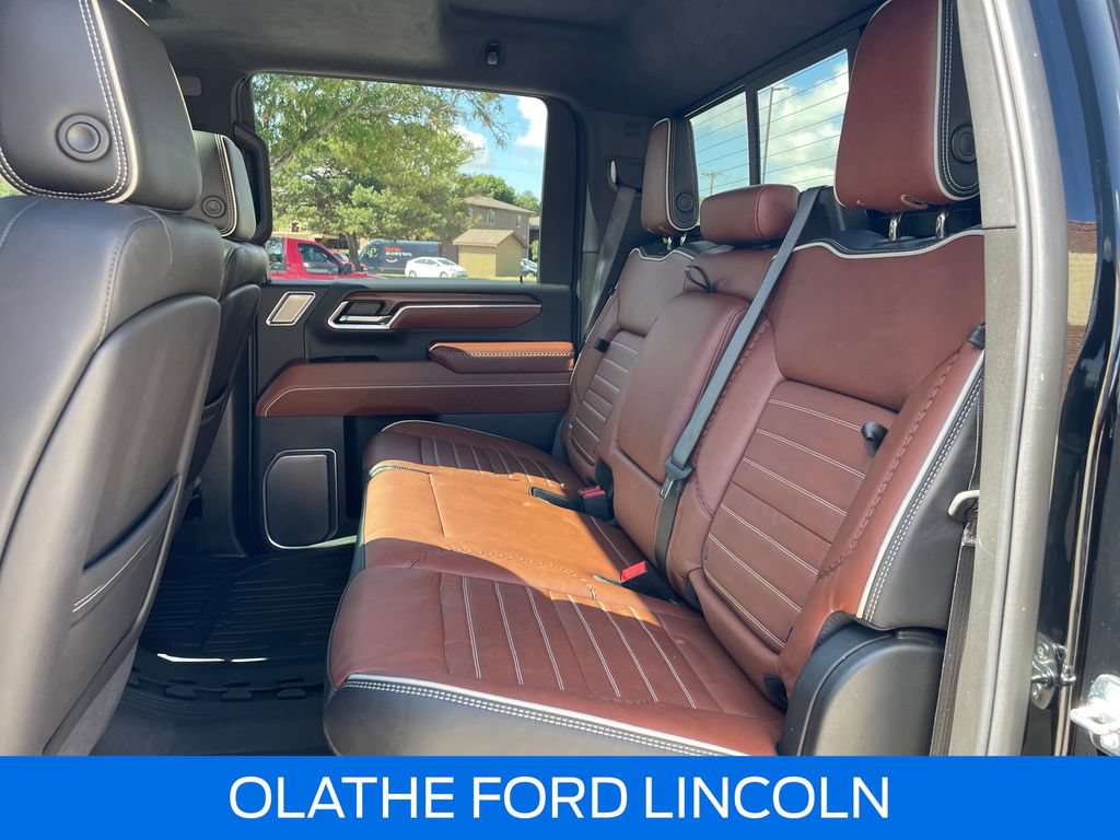 Used 2025 GMC Sierra 3500 Denali Ultimate AWD/4WD image 22