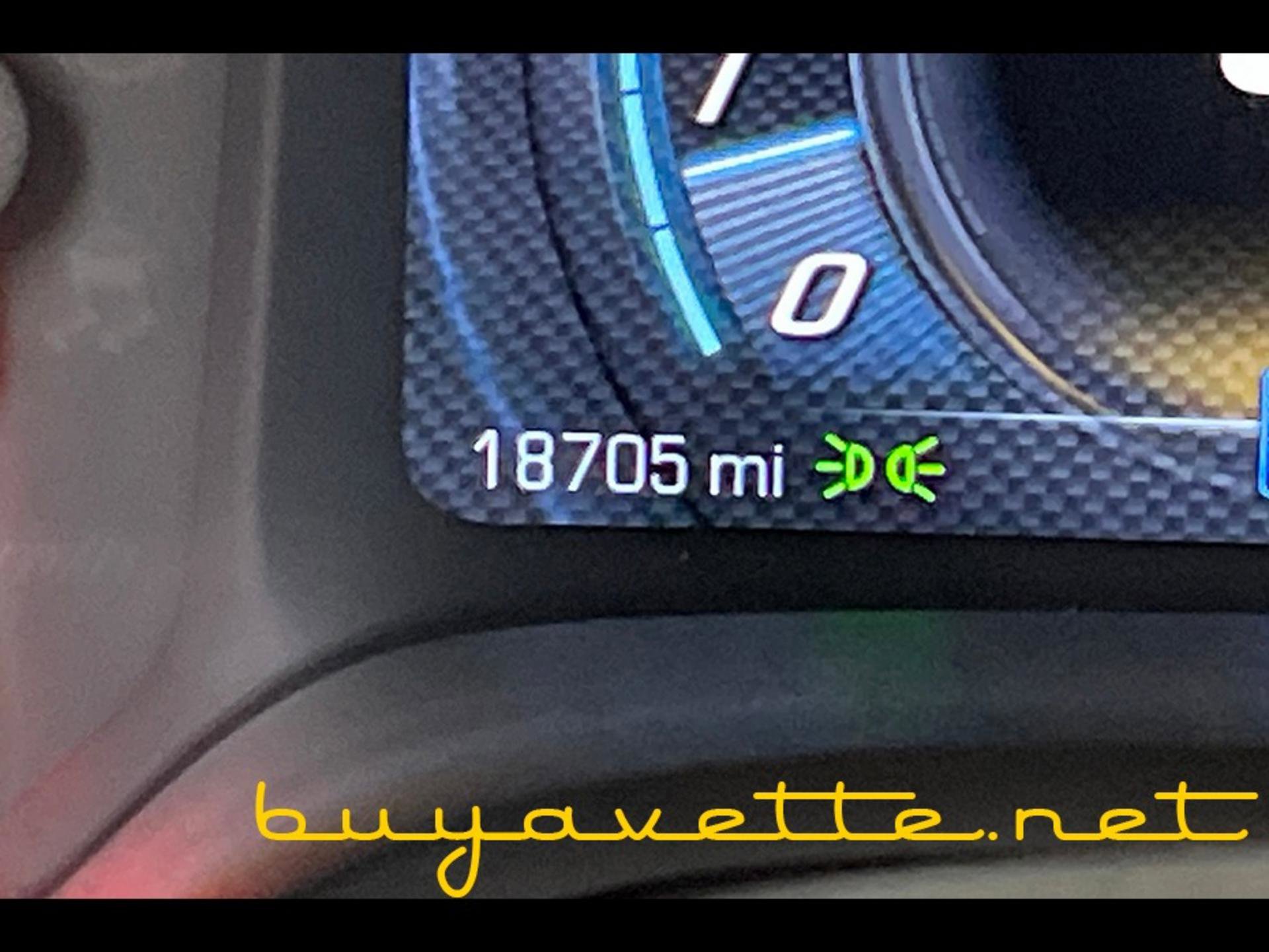 Used 2015 Chevrolet Corvette Z06 w/ 2LZ Preferred Equipment Group image 15