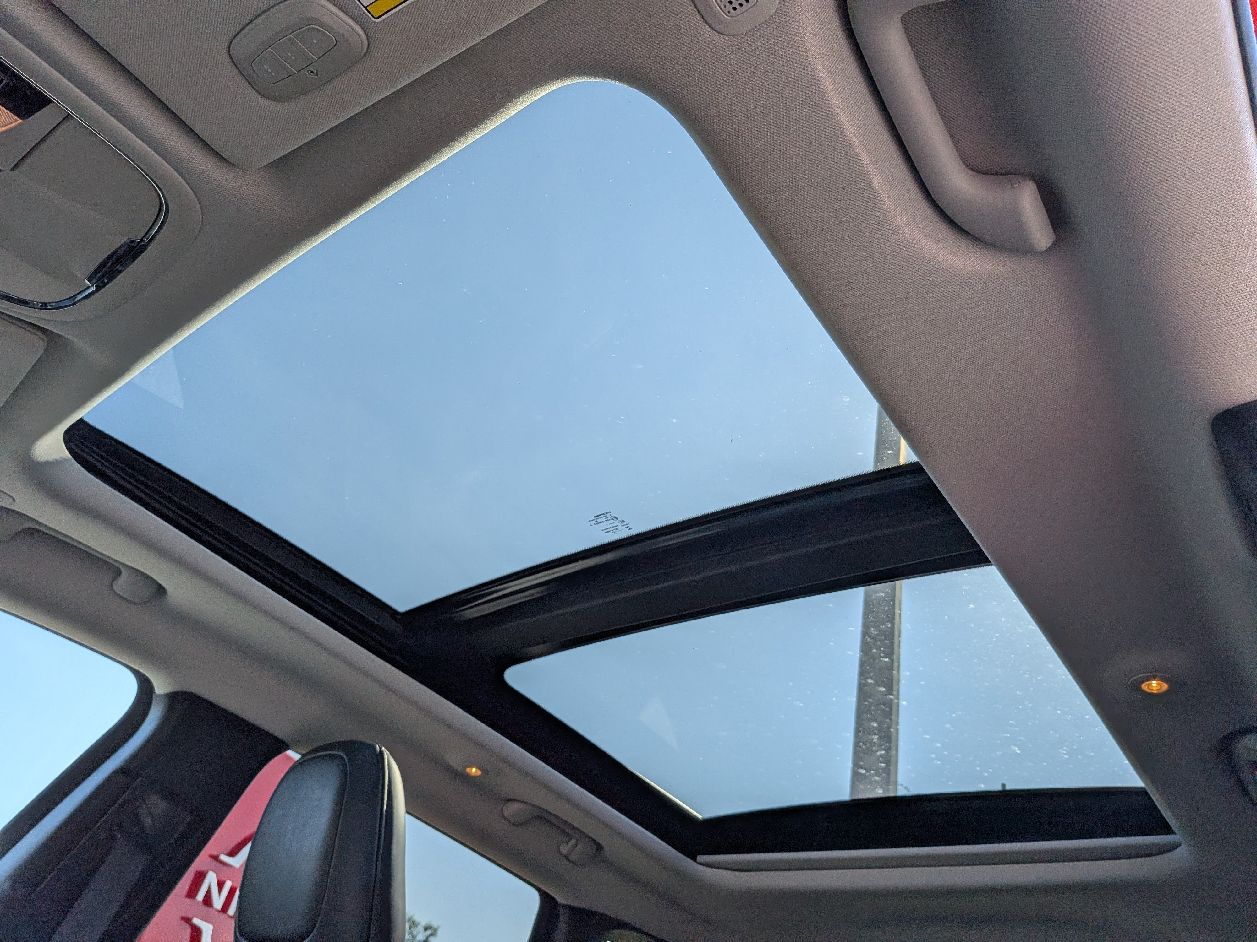 Used 2021 Jeep Cherokee Trailhawk w/ Sun, Sound & Nav Group AWD/4WD image 23