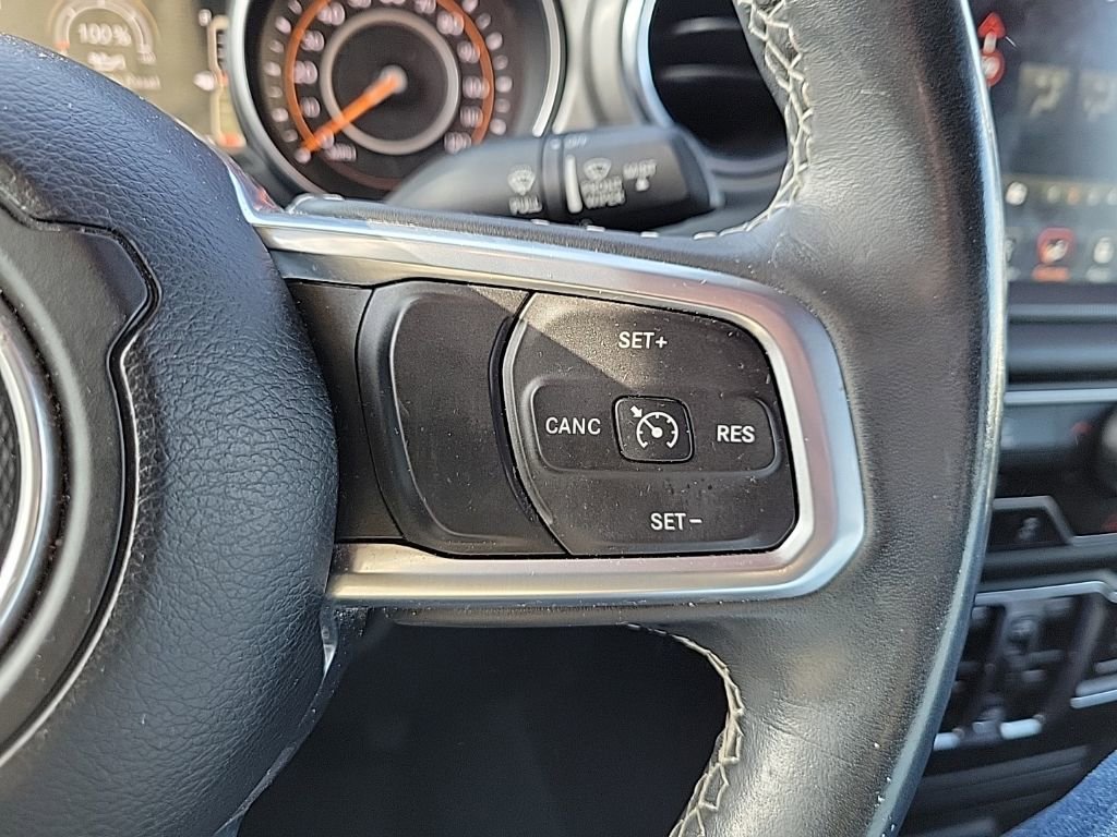 Used 2019 Jeep Wrangler Unlimited Sahara image 21