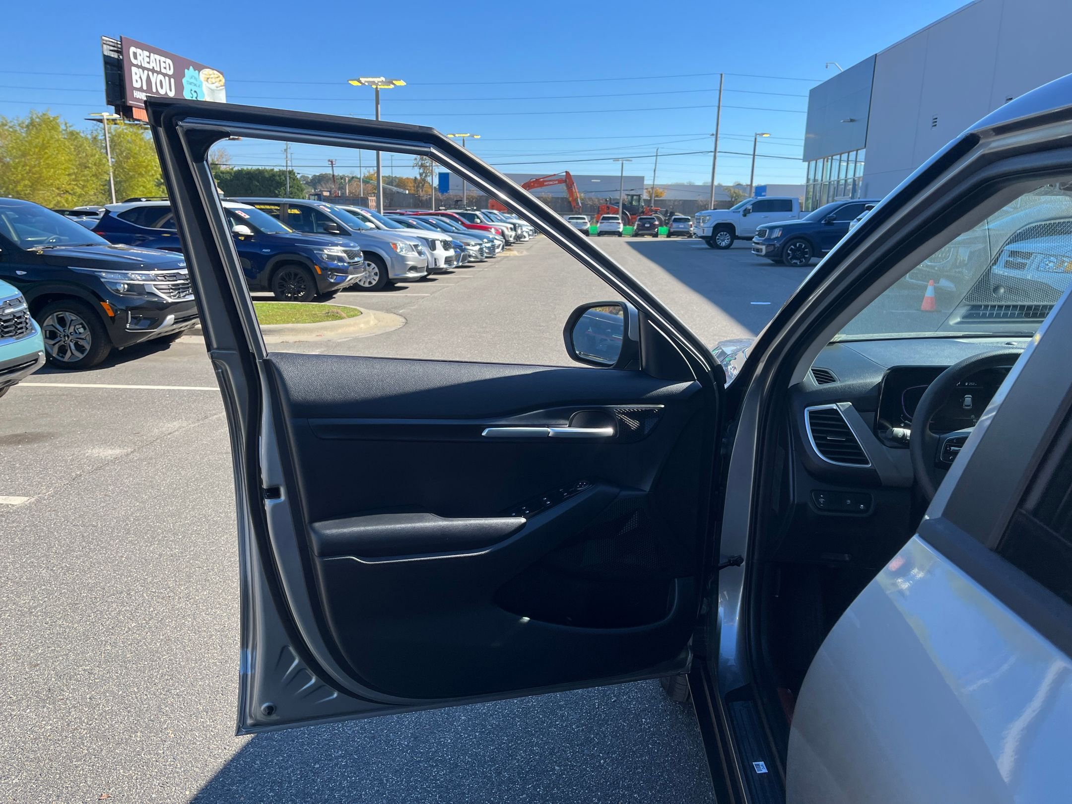 New 2026 Kia Seltos LX image 14