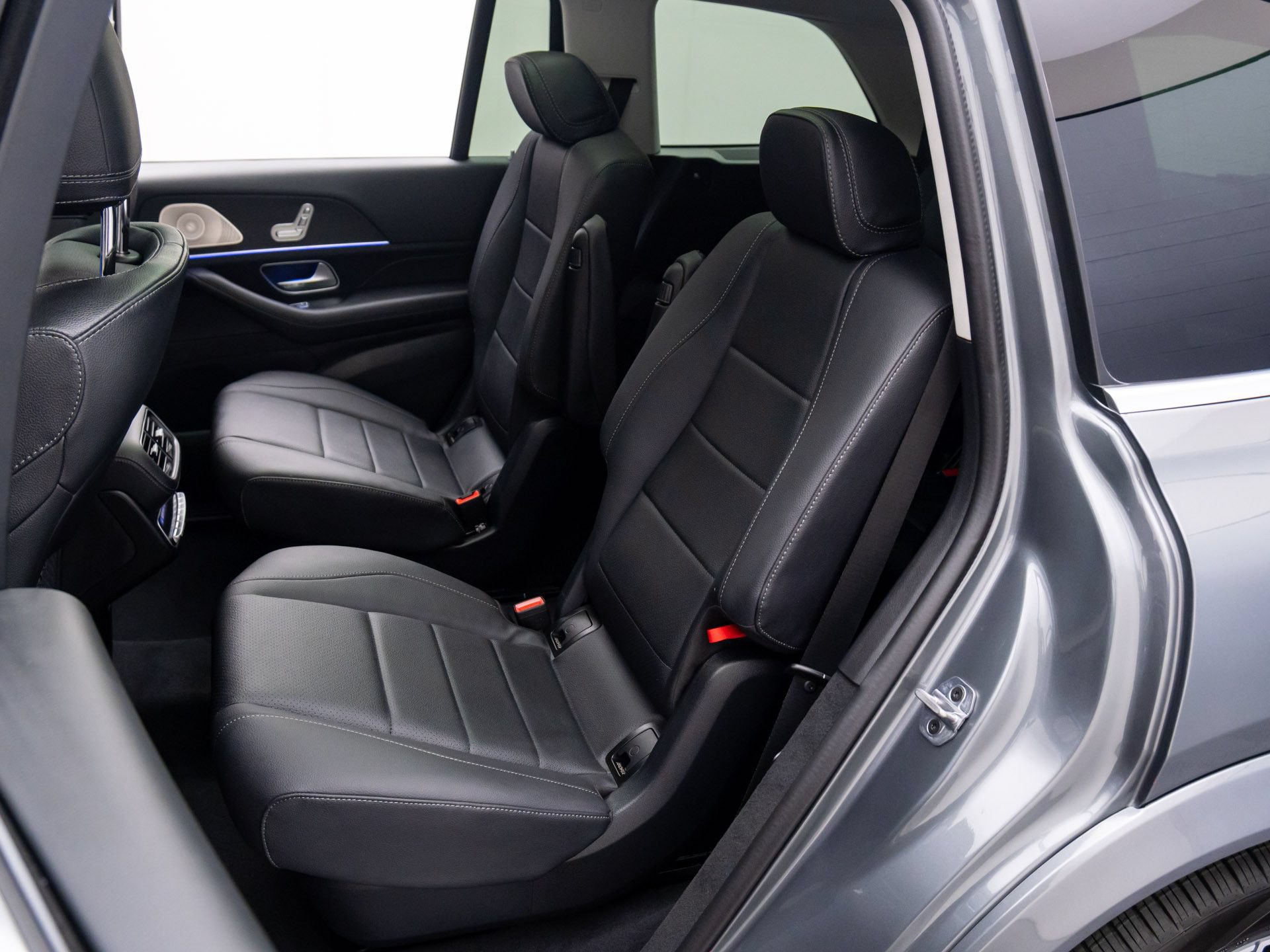 New 2026 Mercedes-Benz GLS 450 4MATIC image 16