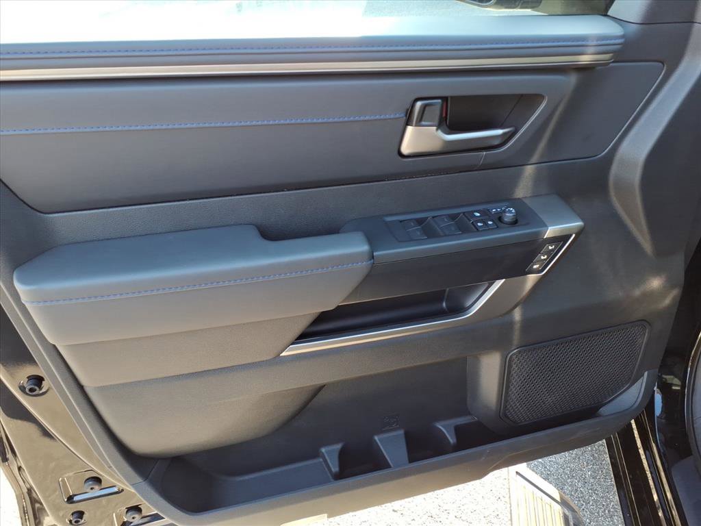 New 2026 Toyota Tundra Platinum AWD/4WD image 9