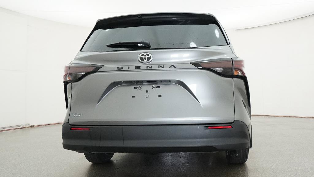 New 2026 Toyota Sienna LE FWD image 26