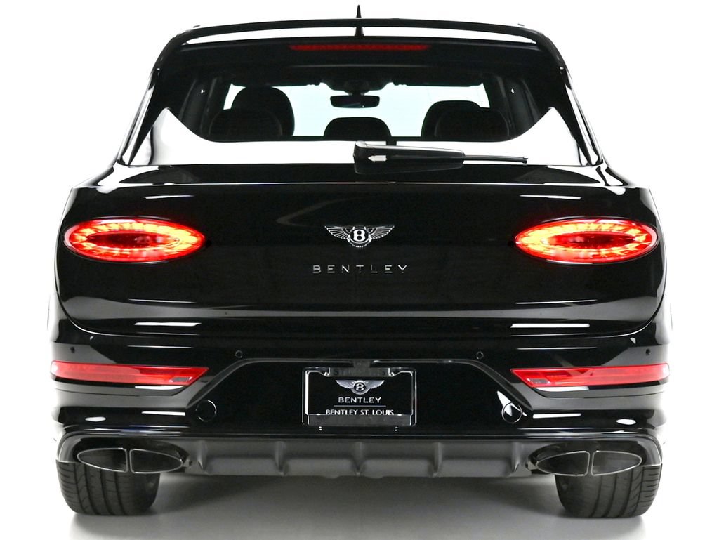 Used 2022 Bentley Bentayga AWD/4WD image 29