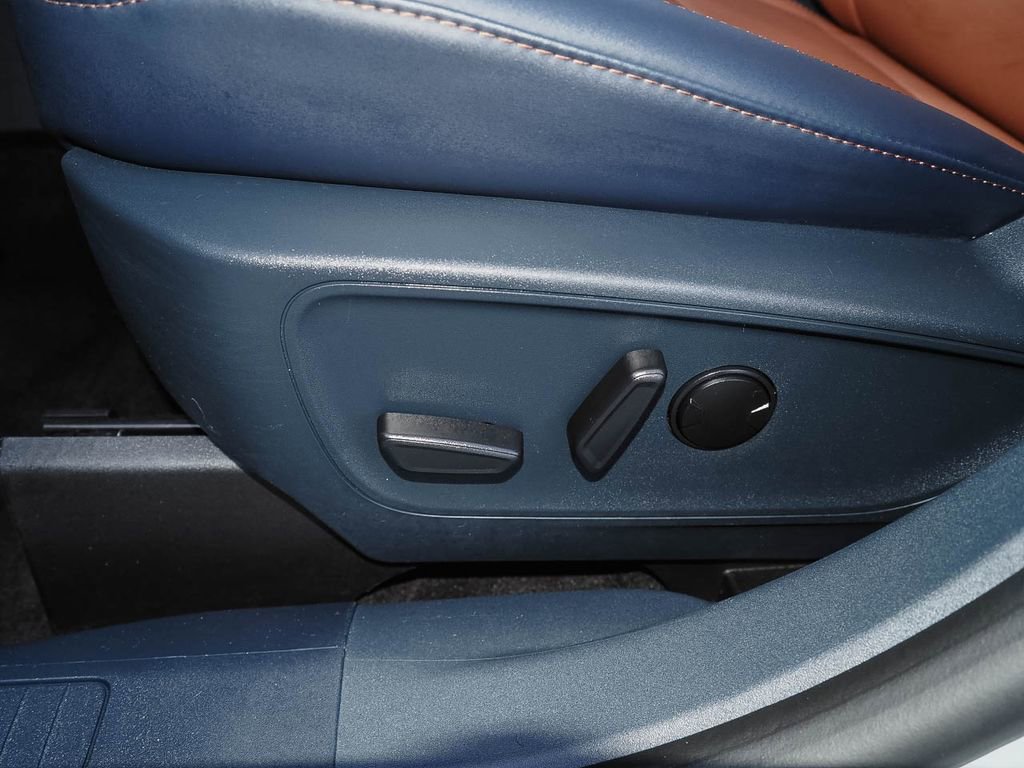 Used 2024 Ford Maverick Lariat image 25