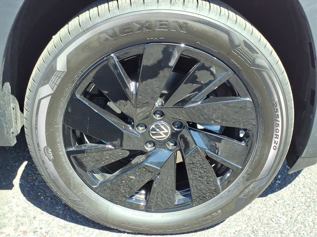 New 2026 Volkswagen Atlas SE image 9