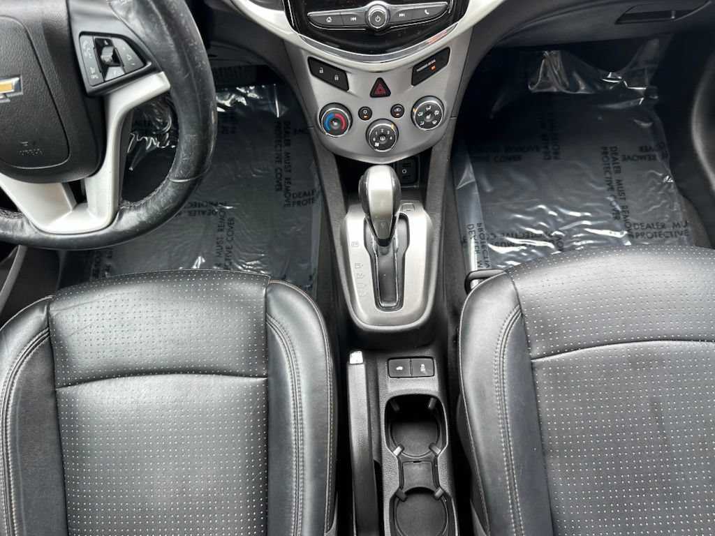 Used 2018 Chevrolet Sonic Premier FWD image 22