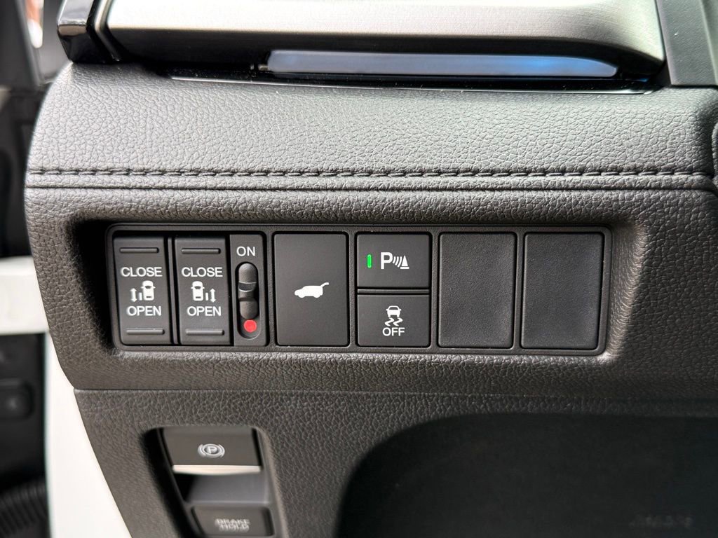 Certified 2026 Honda Odyssey Touring image 57