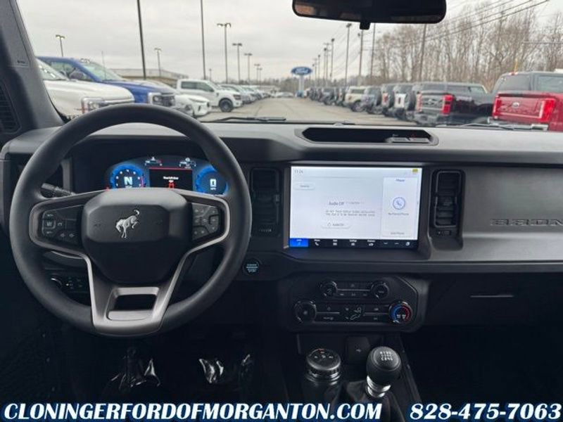 New 2025 Ford Bronco 4-Door image 16