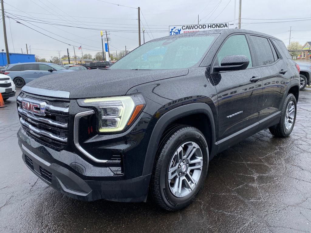 Used 2025 GMC Terrain Elevation AWD/4WD image 7