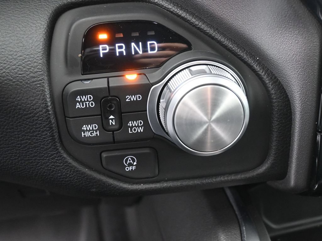 New 2026 RAM 1500 Laramie AWD/4WD image 6