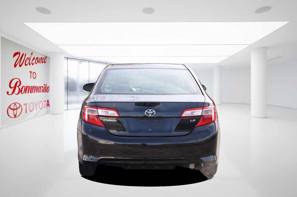 Used 2012 Toyota Camry LE image 6