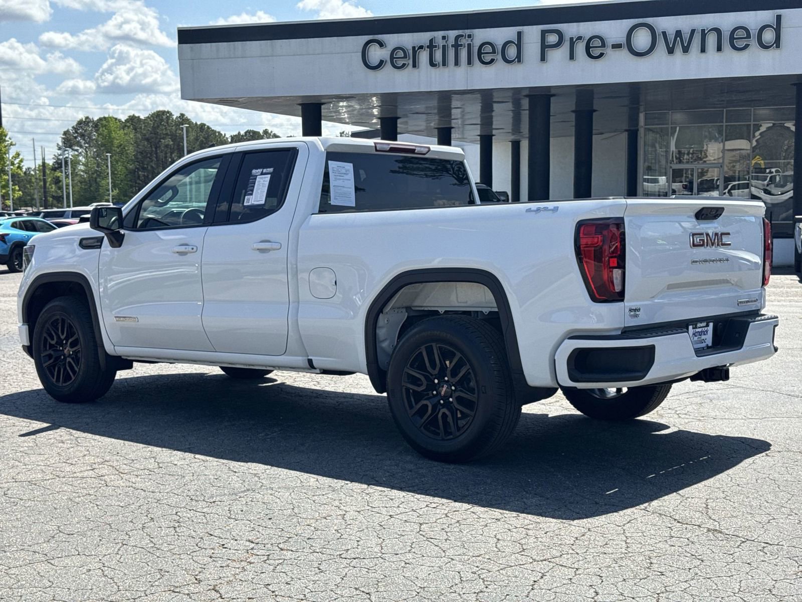 Used 2023 GMC Sierra 1500 Elevation AWD/4WD image 8