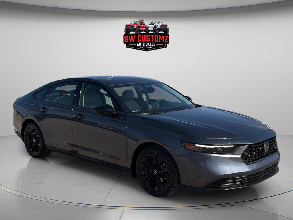Used 2025 Honda Accord SE image 1