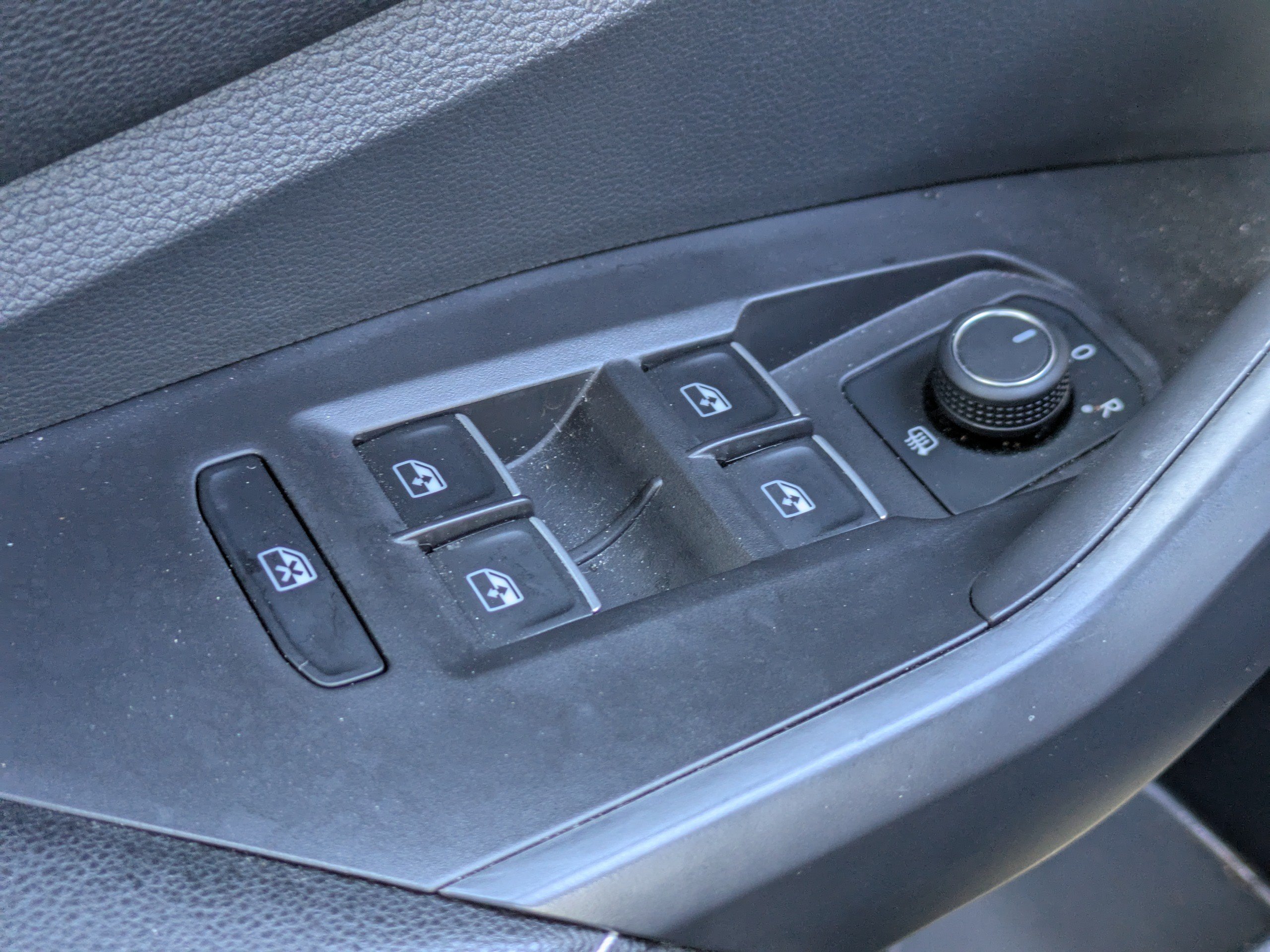 Used 2025 Volkswagen Jetta Sport FWD image 20
