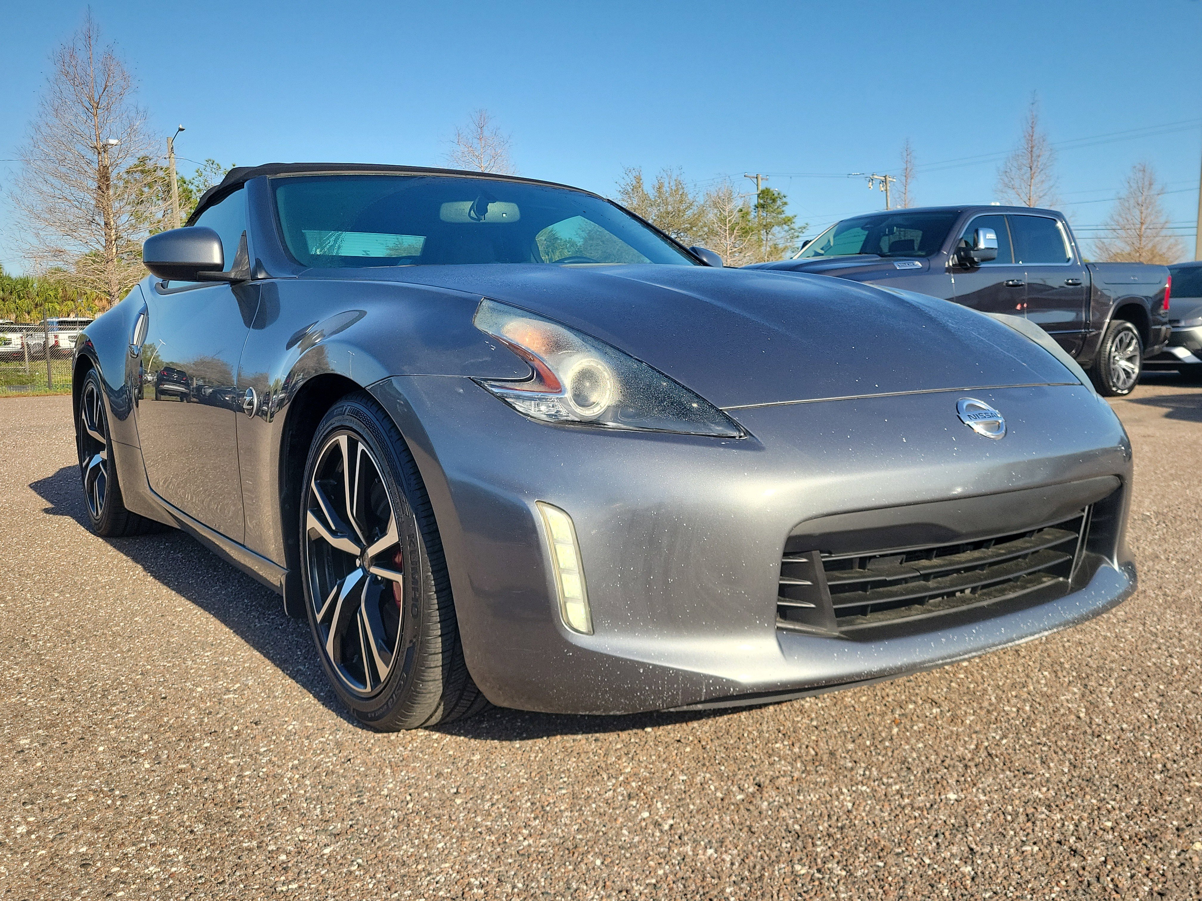 Used 2018 Nissan 370Z Touring Sport image 2