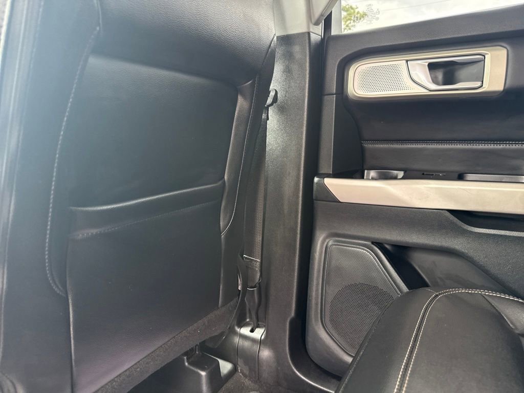 Used 2023 Ford Explorer Limited w/ Limited Technology Package image 44